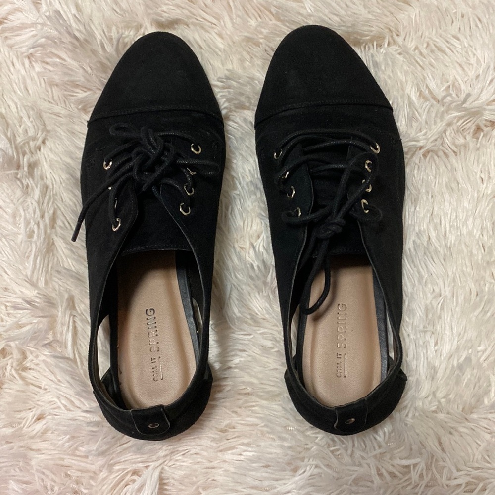 Black call it spring shoes